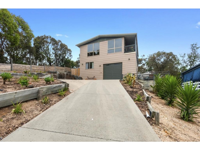 31 Lakeline Road, Golden Beach VIC 3851