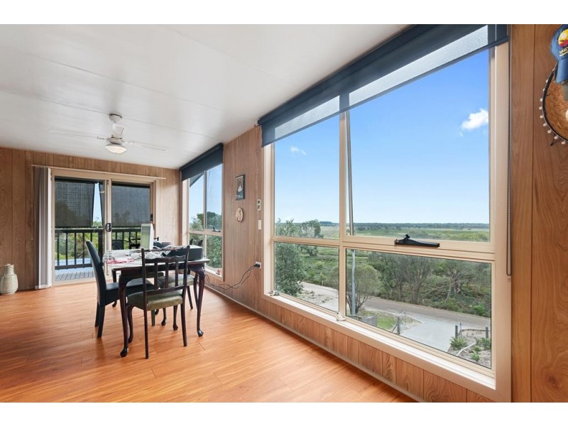 31 Lakeline Road, Golden Beach VIC 3851