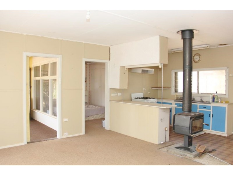 57 McLean Street, Briagolong VIC 3860