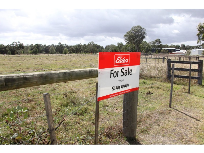 68* Wyndham Street, Stratford VIC 3862