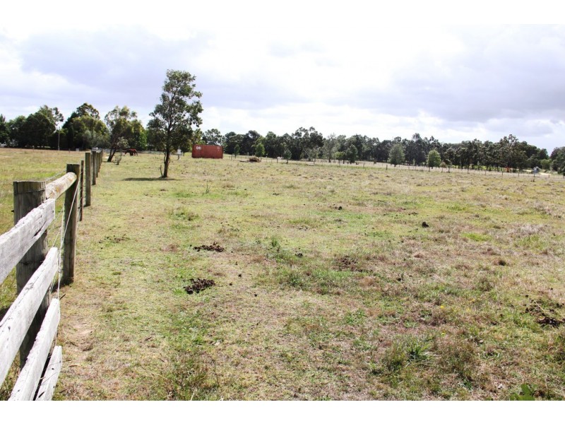 68* Wyndham Street, Stratford VIC 3862