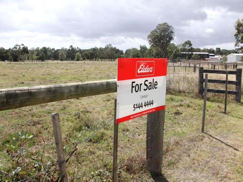 68 Wyndham Street, Stratford VIC 3862