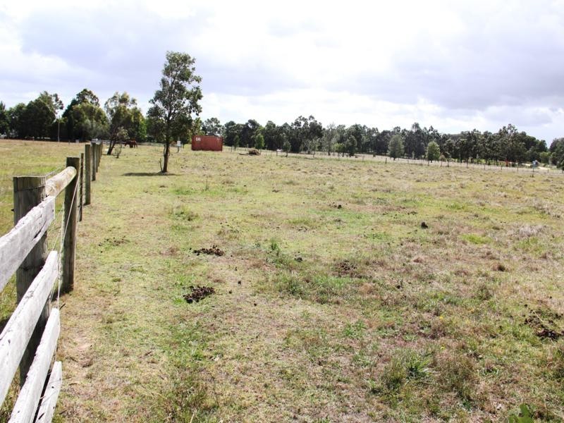 68 Wyndham Street, Stratford VIC 3862