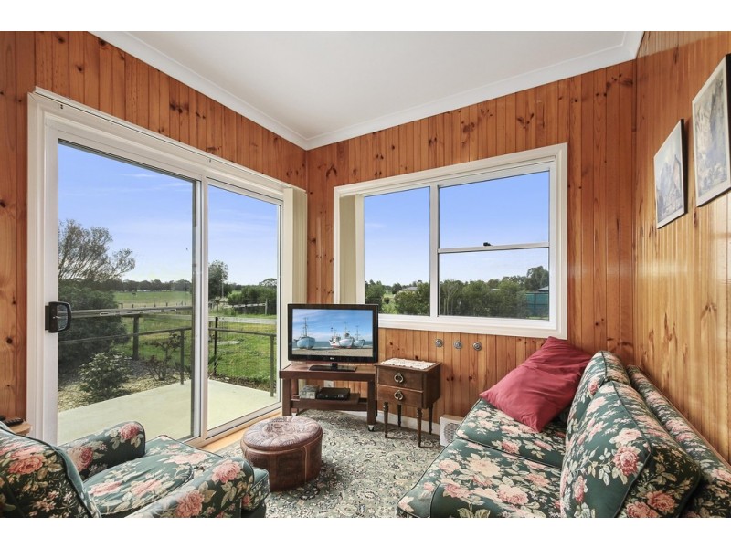 83* Shaws lane, Rosedale VIC 3847