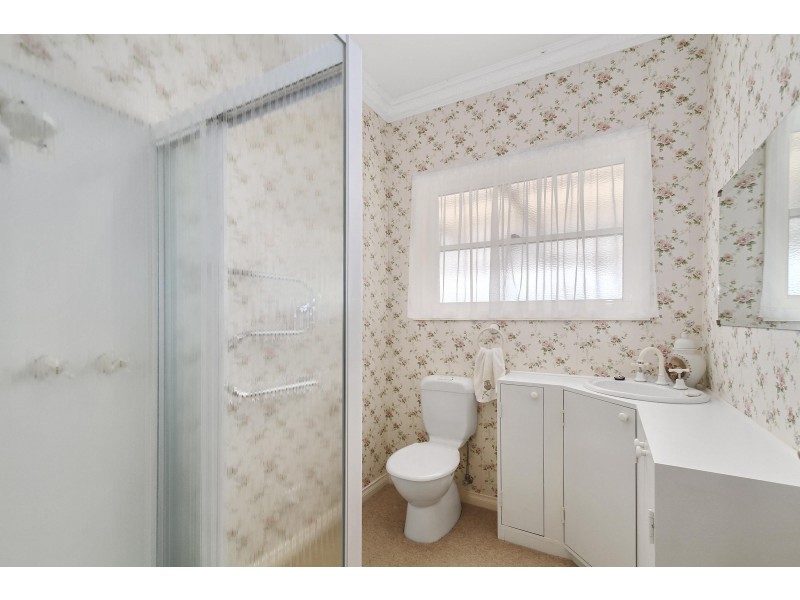 83* Shaws lane, Rosedale VIC 3847
