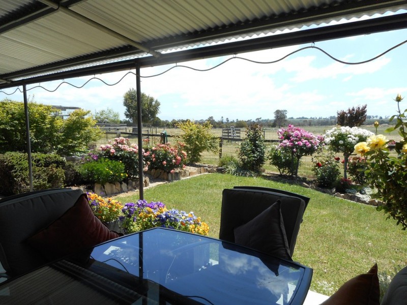 83* Shaws lane, Rosedale VIC 3847