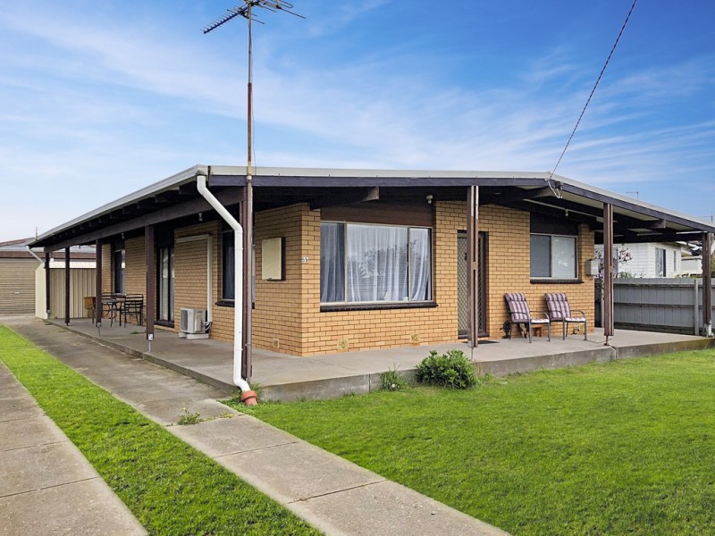 55 Main Road, Seaspray VIC 3851
