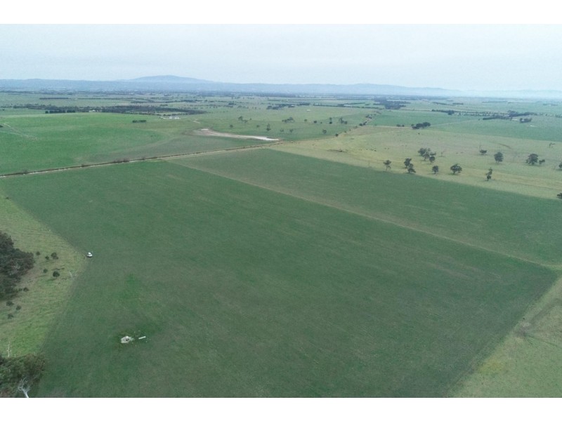 . Lower Cairnbrook Rd, Glengarry VIC 3854