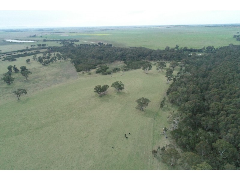 . Lower Cairnbrook Rd, Glengarry VIC 3854