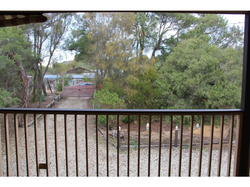 25 Sunglow cresent, Golden Beach VIC 3851