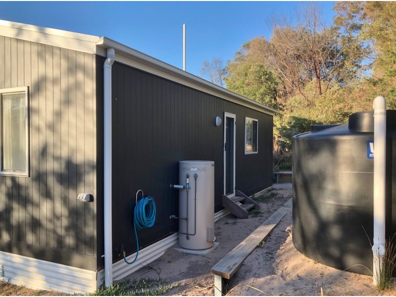 105 Astro Avenue, Golden Beach VIC 3851