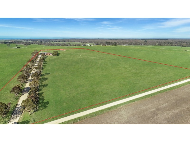 2086 Seaspray Road, Seaspray VIC 3851