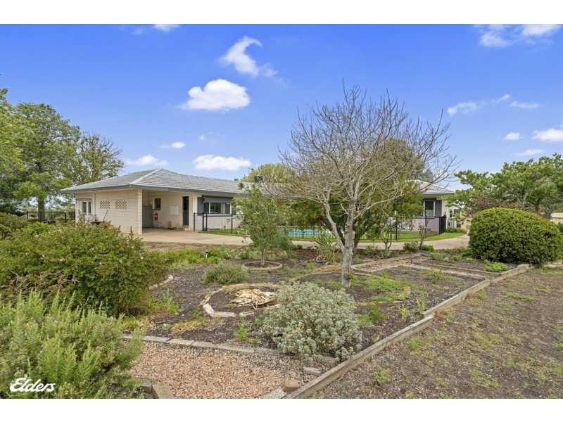 1366 Bengworden Rd, Clydebank VIC 3851