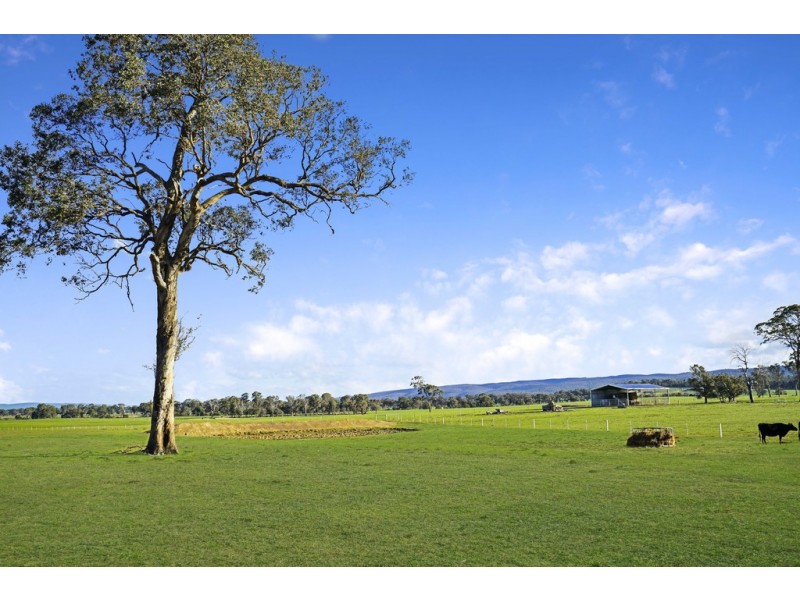 68BC Heyfield Seaton Road, Seaton VIC 3858