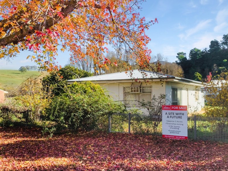 105 Lind Ave, Dargo VIC 3862