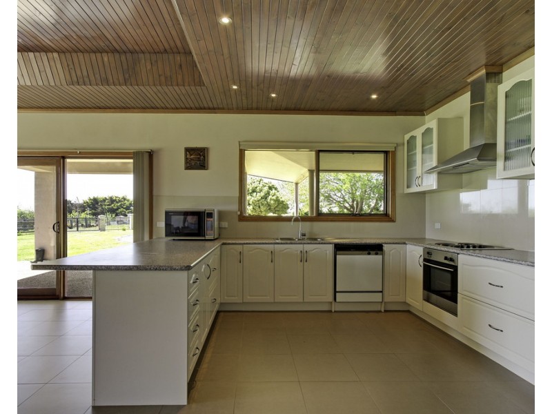 2611 Bengworden Road, Perry Bridge VIC 3862
