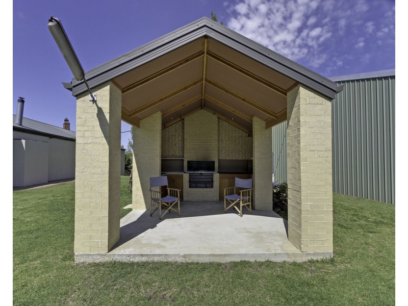 2611 Bengworden Road, Perry Bridge VIC 3862