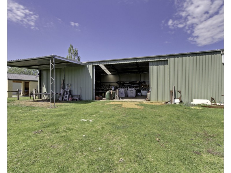 2611 Bengworden Road, Perry Bridge VIC 3862