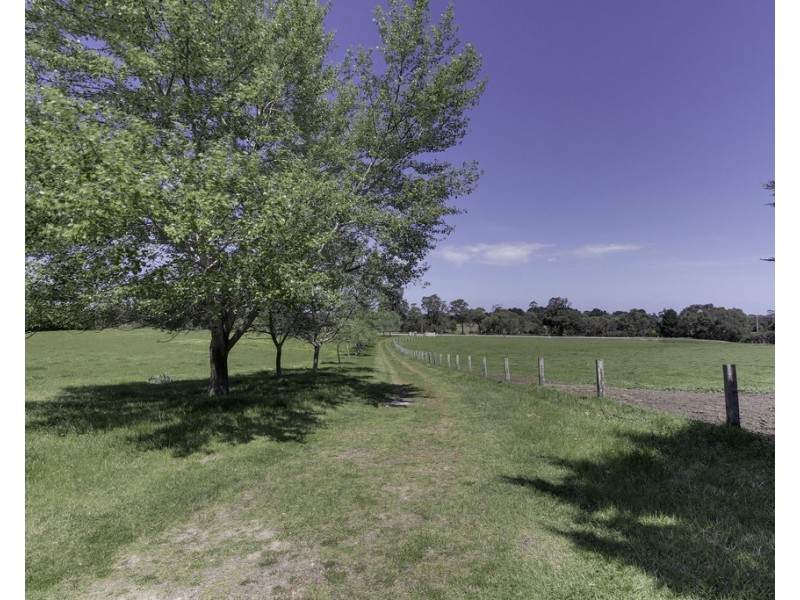 2611 Bengworden Road, Perry Bridge VIC 3862