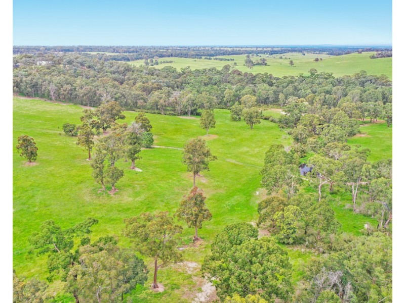 . Sawpit Creek Road, Stratford VIC 3862