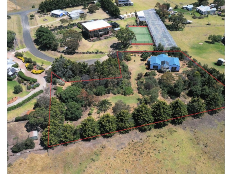 14 Ocean View Court, Seaspray VIC 3851