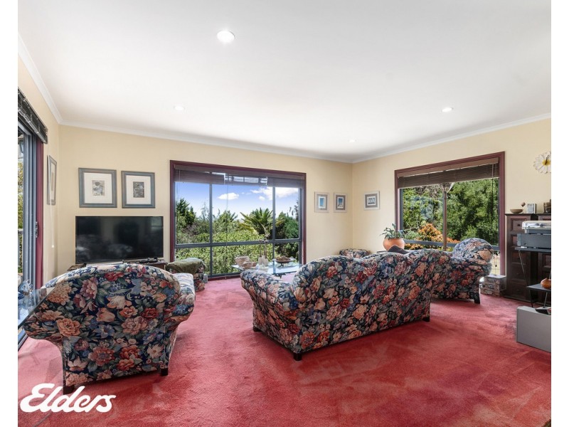 14 Ocean View Court, Seaspray VIC 3851