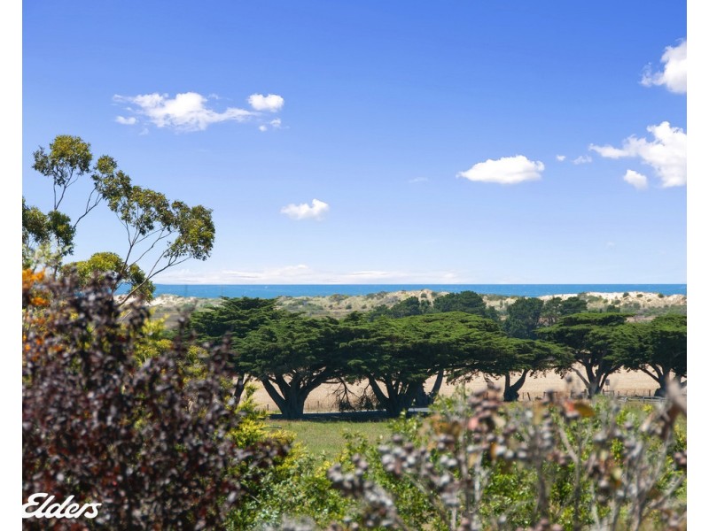 14 Ocean View Court, Seaspray VIC 3851