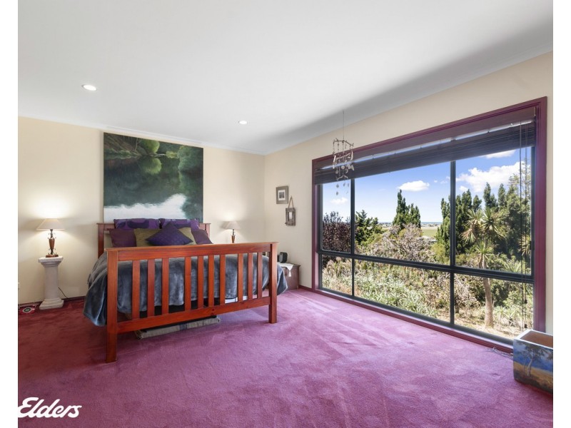 14 Ocean View Court, Seaspray VIC 3851