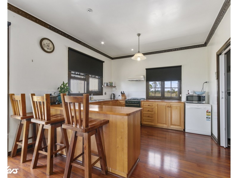 . Airly Road, Stratford VIC 3862