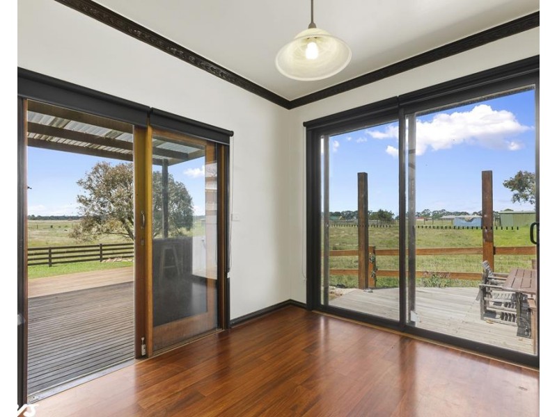 . Airly Road, Stratford VIC 3862