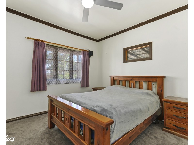 . Airly Road, Stratford VIC 3862