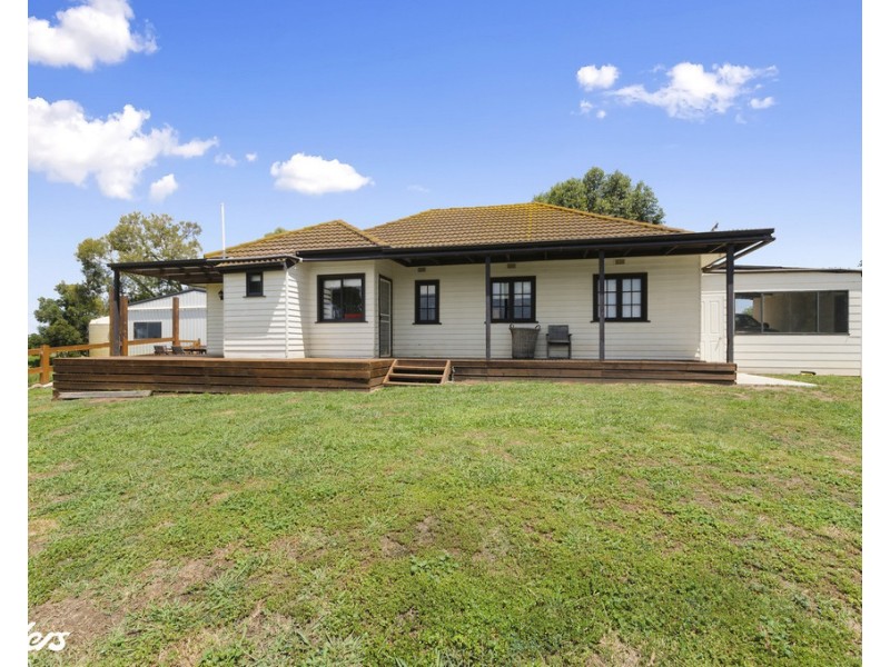 . Airly Road, Stratford VIC 3862