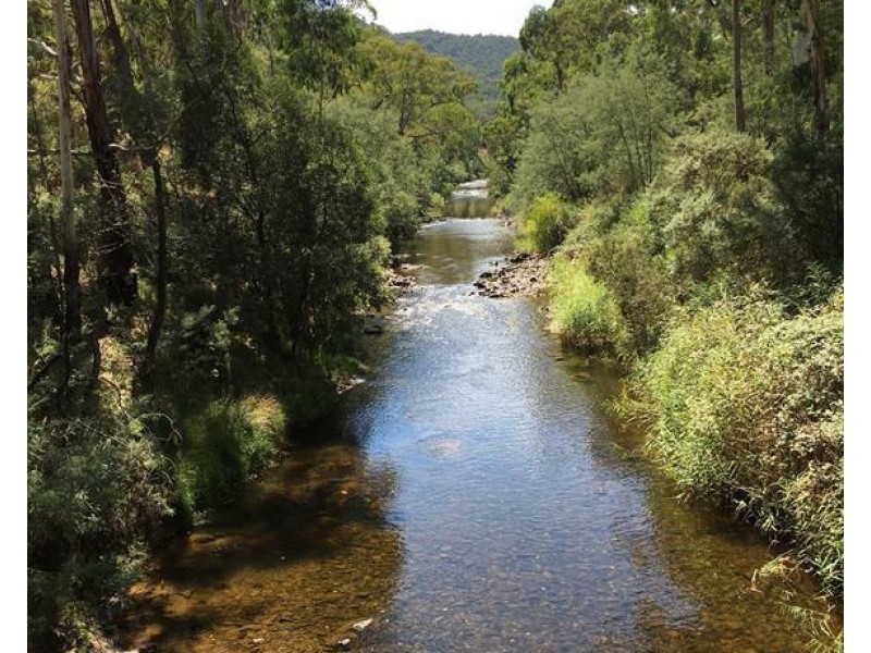 230 Lind Avenue, Dargo VIC 3862