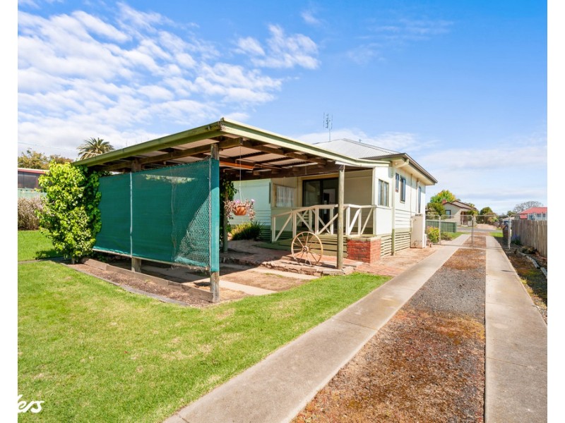 46 Gibney Street, Maffra VIC 3860