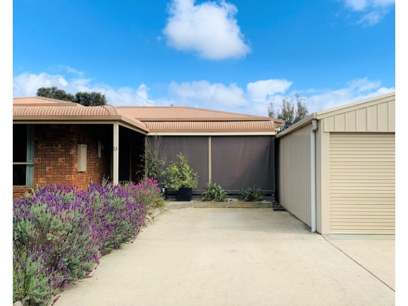 13 Fairway Ave, Golden Beach VIC 3851