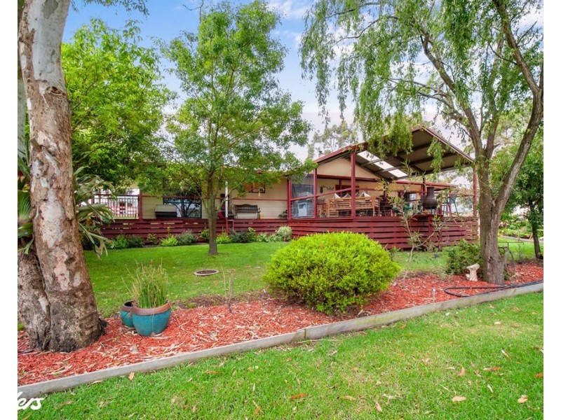 76 Mawley Road, Cobains VIC 3851