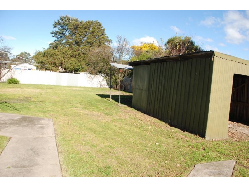 24 Mills Street, Heyfield VIC 3858