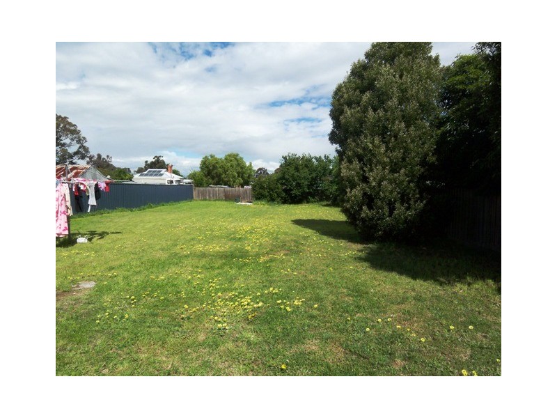 26 Mills St, Heyfield VIC 3858