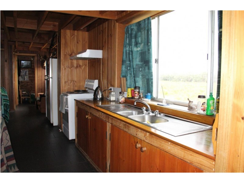 891 Hawkins Road, Longford VIC 3851