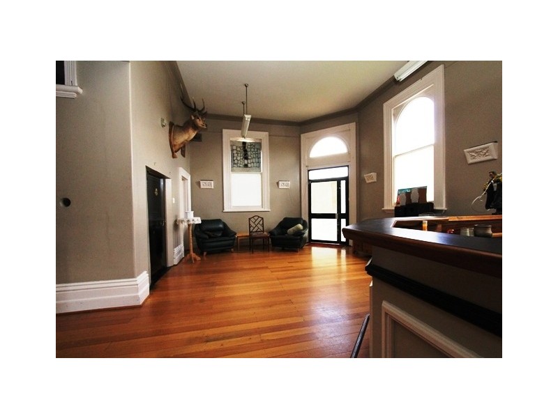 76 Temple Street, Heyfield VIC 3858