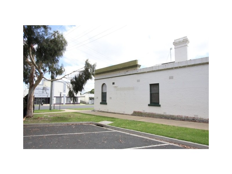 76 Temple Street, Heyfield VIC 3858