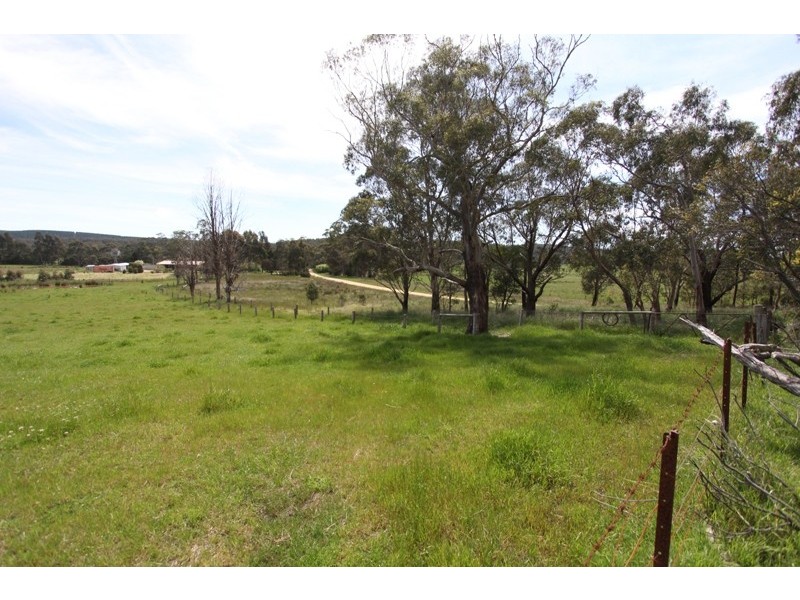 CA 11 Mertonvale Rd cnr Taylors Rd, Willung VIC 3847