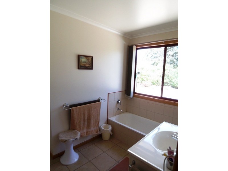 43 Draper Road, Heyfield VIC 3858