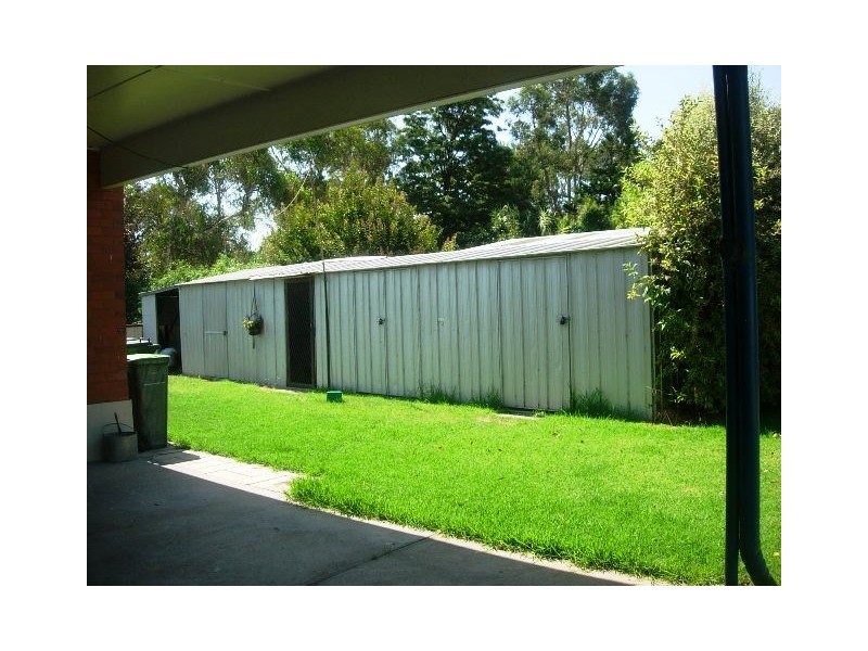 14 Davis Street, Heyfield VIC 3858