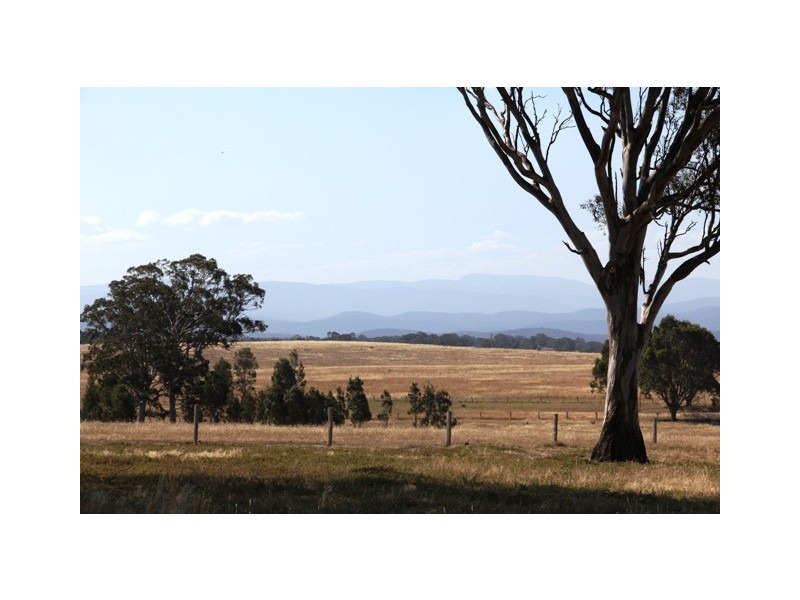 143 Sellings Lane, Maffra VIC 3860