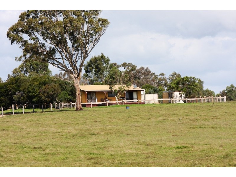 143 Sellings Lane, Maffra VIC 3860