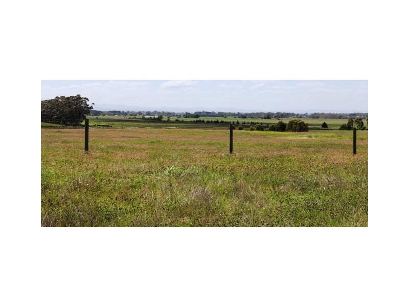 1 McKinnons Road, Tinamba VIC 3859