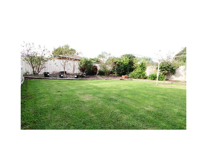15 Bruce Street, Heyfield VIC 3858