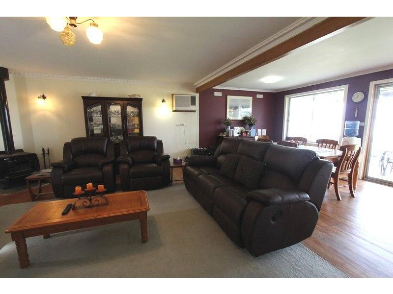 261 Luckmans Lane, Boisdale VIC 3860