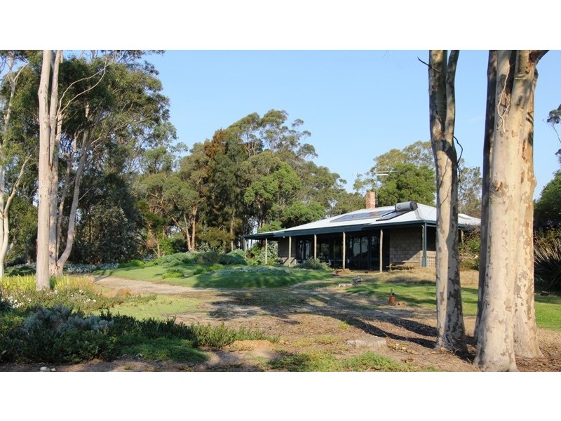 238 Falls Road, Maffra VIC 3860